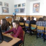 Gimnazjaliści uczą się przedsiębiorczości.