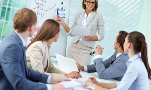 Studia MBA – jak edukacja wpływa na karierę kobiet?
