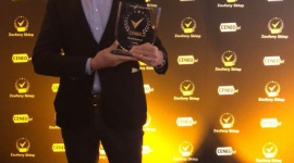 TaniaKsiazka.pl najlepsza w rankingu Ceneo BIZNES, Kultura - TaniaKsiazka.pl ponownie została laureatem Rankingu Zaufanych Sklepów, przeprowadzonego przez platformę Ceneo.pl, ale po raz pierwszy zdobyła najważniejszą nagrodę „Wybór użytkowników”, przyznawaną bezpośrednio przez internautów.