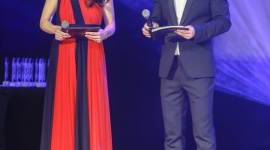 Zgłoś się do Bizneswoman Roku BIZNES, Edukacja - Fundacja Sukcesu Pisanego Szminką po raz kolejny poszukuje i nagradza wyjątkowe przedsiębiorczynie i przedsiębiorców - kobiety, które nie boją się realizować odważnych biznesowych, społecznych i kulturalnych projektów oraz mężczyzn.
