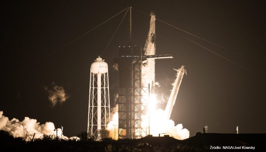 crew-1-liftoff-use-this-1200×686-1