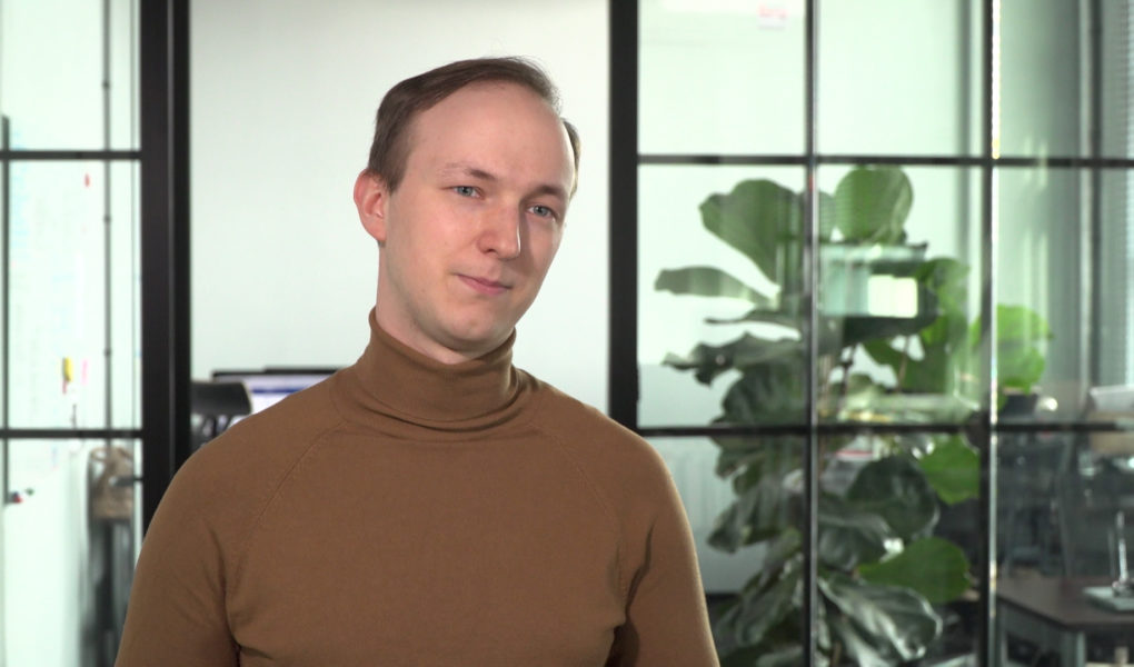 broniatowski-neuromarketing-foto-1 Neuromarketing coraz silniejszym narzędziem sprzedaży. Coraz silniej wpływa na nasze decyzje zakupowe