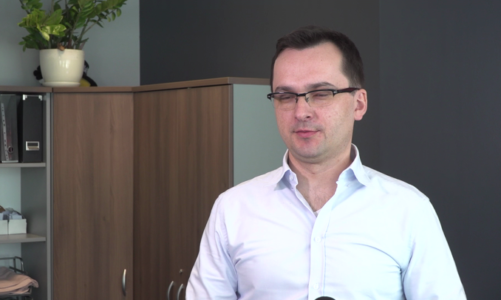 Inteligentne kamery pozwalają na transmisje sportowe bez udziału człowieka. W Polsce sztuczna inteligencja transmituje już mecze piłkarskie
