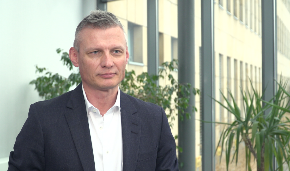 dhl-cyberbezpieczenstwo-ok_1-1 Pandemia zwiększyła skalę wyłudzeń w e-handlu. Firmy kurierskie przestrzegają przed internetowymi oszustami