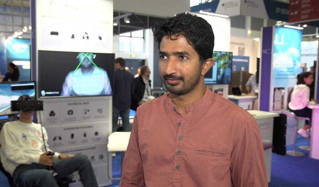 martin-vr-foto Technologia śledzenia gestów może zrewolucjonizować symulatory lotów. Szkolenia będzie można odbywać nawet w domu