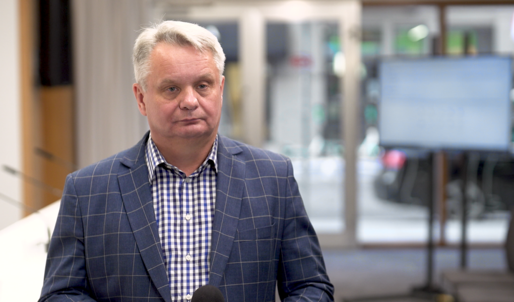 sady-zrownowazona-produkcja-foto Konsumenci coraz częściej sięgają po owoce i warzywa z mniejszą ilością pestycydów. Sadownicy zmieniają podejście do produkcji