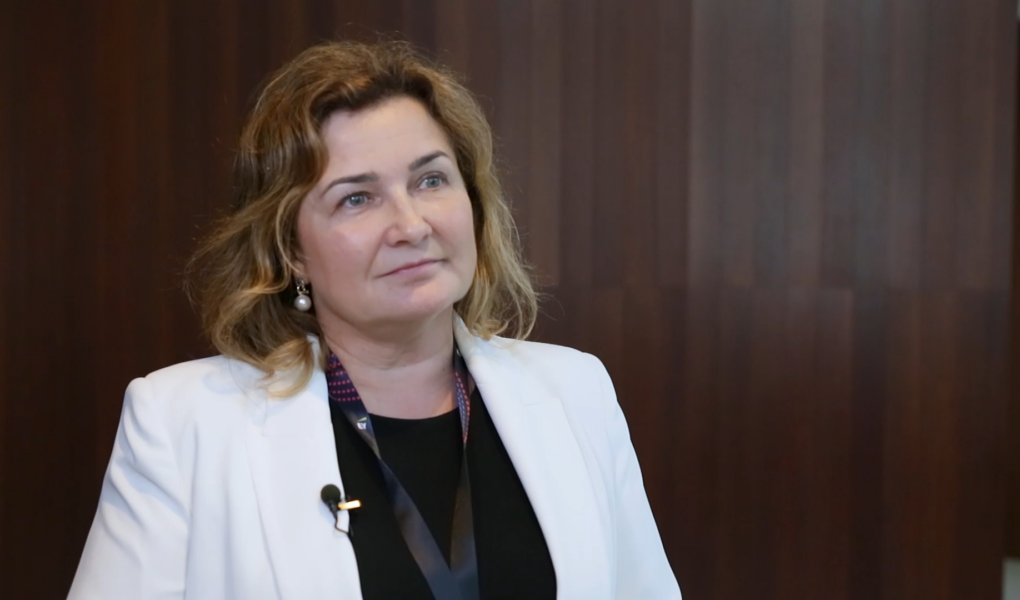 dej-kadry-foto Sektor finansowy walczy o pracowników. Coraz ważniejsze stają się kompetencje technologiczne