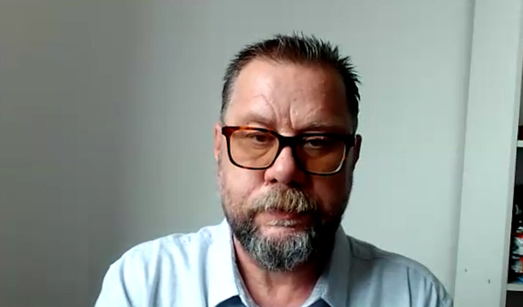 gorgon-charmast-foto_1 Eksperci apelują do Ministerstwa Zdrowia o zmianę w polityce nikotynowej. Powinna lepiej chronić dzieci i młodzież